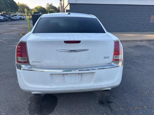 2012 Chrysler 300 Limited