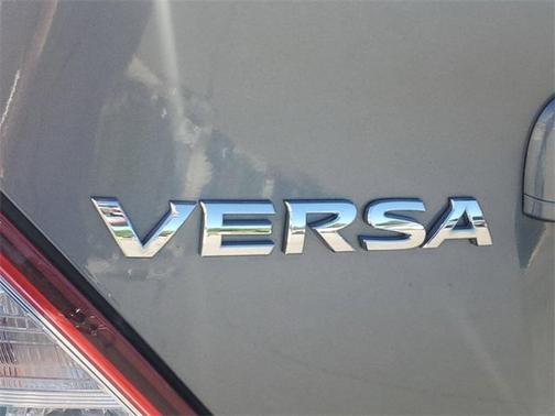 2018 Nissan Versa 1.6 SV