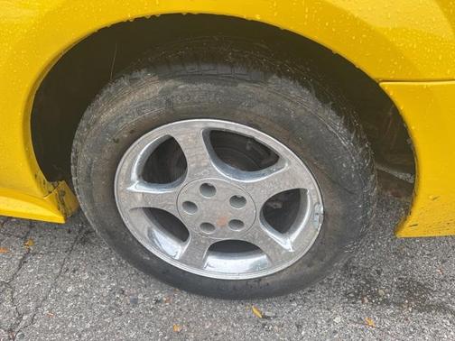 2004 Ford Mustang Base