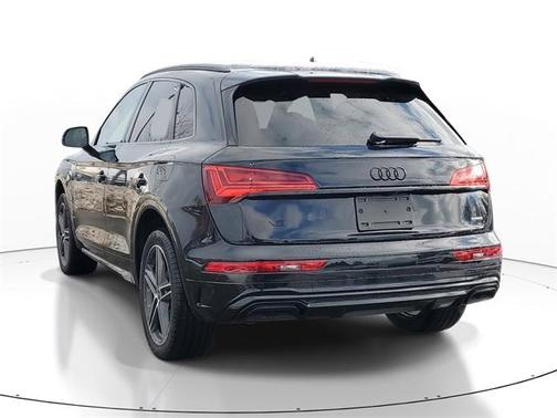 2025 Audi Q5 55 S line quattro Premium