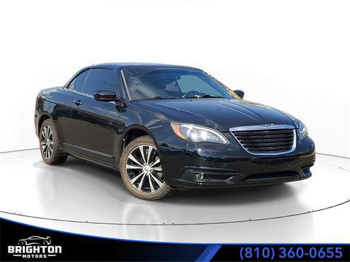 2013 Chrysler 200 S