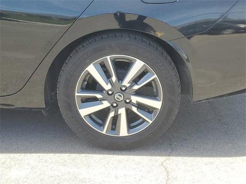2021 Nissan Versa 1.6 SV