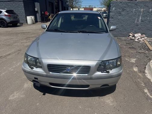 2004 Volvo S60 2.4T