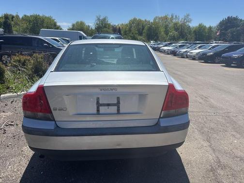 2004 Volvo S60 2.4T