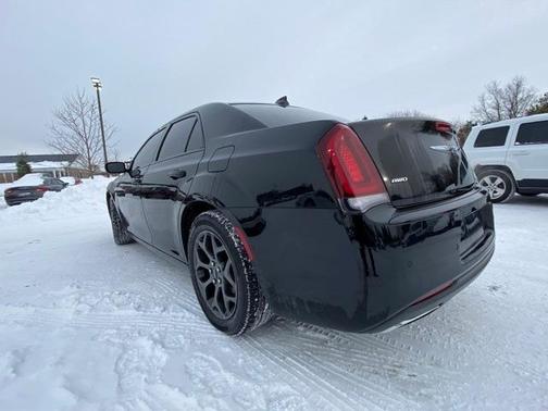 2018 Chrysler 300 S