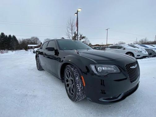 2018 Chrysler 300 S