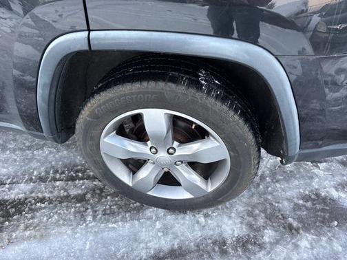 2012 Jeep Grand Cherokee Overland