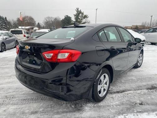 2016 Chevrolet Cruze LS Auto