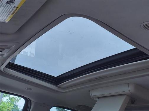 2011 Cadillac Escalade Luxury