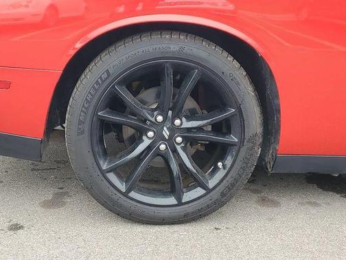 Torred Clearcoat 2017 Dodge Challenger SXT