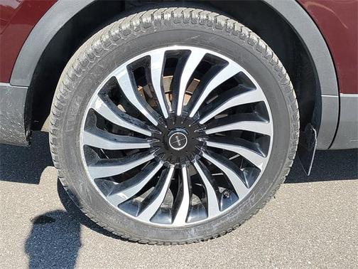 2019 Lincoln Nautilus Black Label