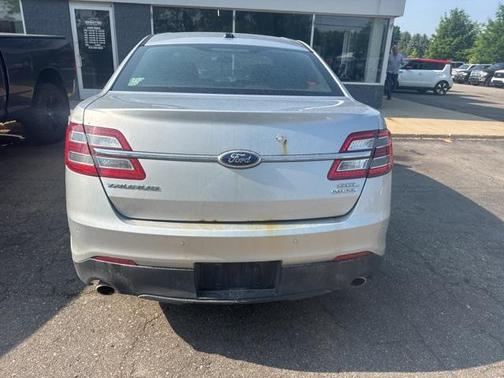 2013 Ford Taurus SEL