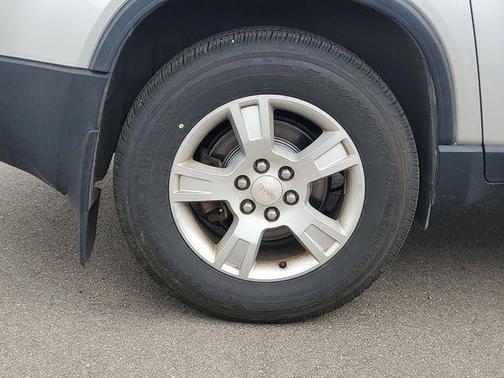 Quicksilver Metallic 2009 GMC Acadia SLE-1