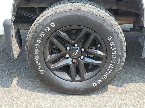 2019 Chevrolet Silverado 1500 Custom Trail Boss
