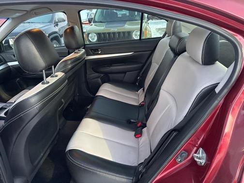 2010 Subaru Legacy Premium