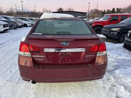 2010 Subaru Legacy Premium