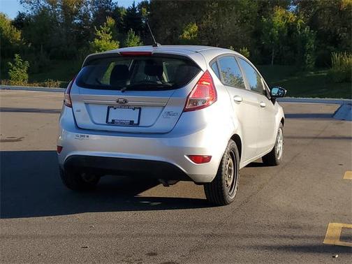 2017 Ford Fiesta SE