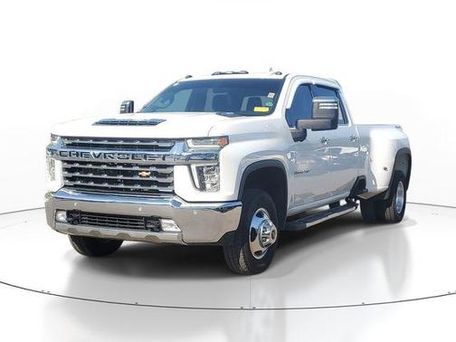 Summit White 2022 Chevrolet Silverado 3500 LTZ