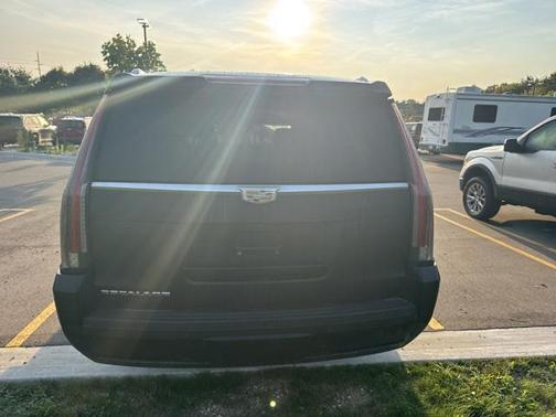 2016 Cadillac Escalade ESV Premium