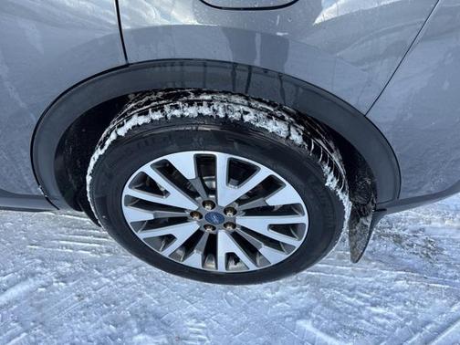 2021 Ford Escape Titanium