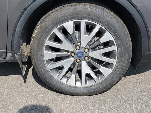 2021 Ford Escape Titanium