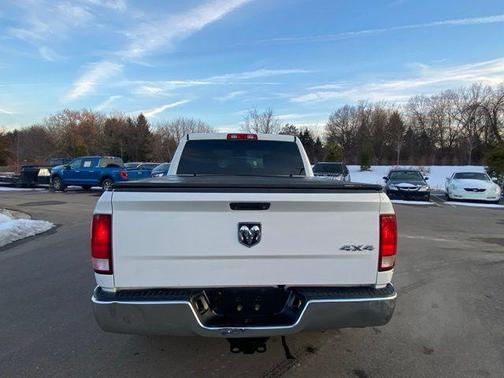 2018 RAM 1500 ST
