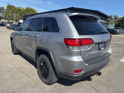 2020 Jeep Grand Cherokee Laredo
