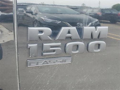 2019 RAM 1500 SLT