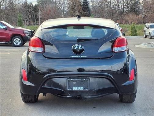 2013 Hyundai Veloster Base
