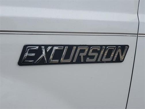 2005 Ford Excursion Eddie Bauer