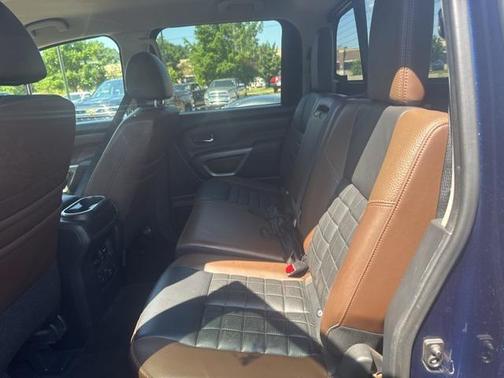 2018 Nissan Titan SV