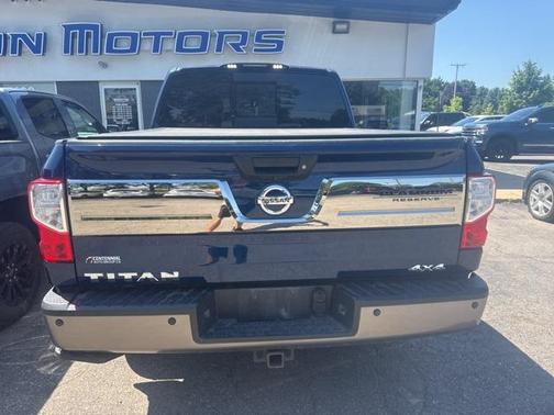 2018 Nissan Titan SV