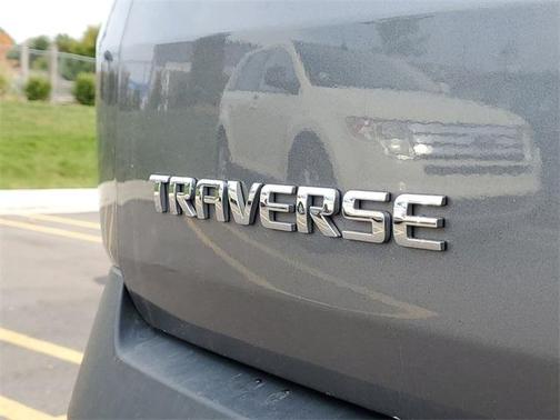 2018 Chevrolet Traverse LT Cloth