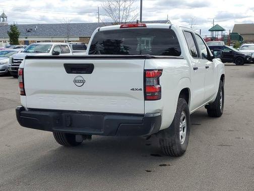 Glacier White 2022 Nissan Frontier S