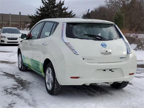 2011 Nissan Leaf SL