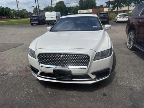 2018 Lincoln Continental Select