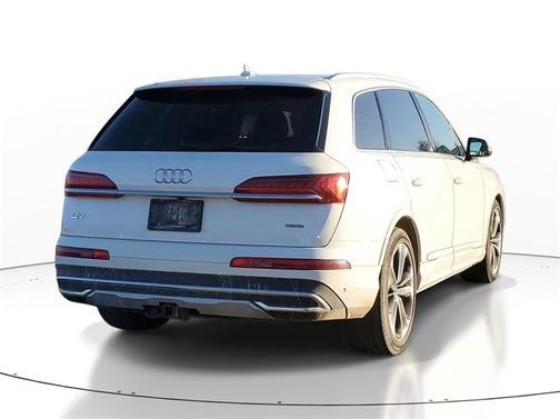 2020 Audi Q7 55 Prestige