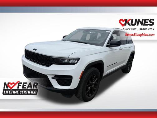 Bright White Clearcoat 2024 Jeep Grand Cherokee Altitude