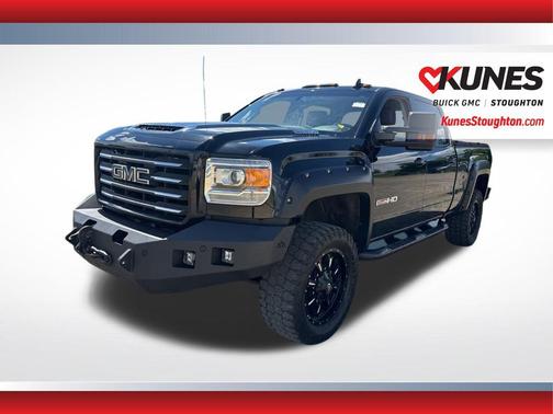 Onyx Black 2018 GMC Sierra 2500 SLT