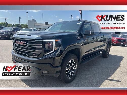 2023 GMC Sierra 1500 AT4