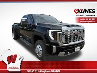 Onyx Black 2025 GMC Sierra 3500 Denali