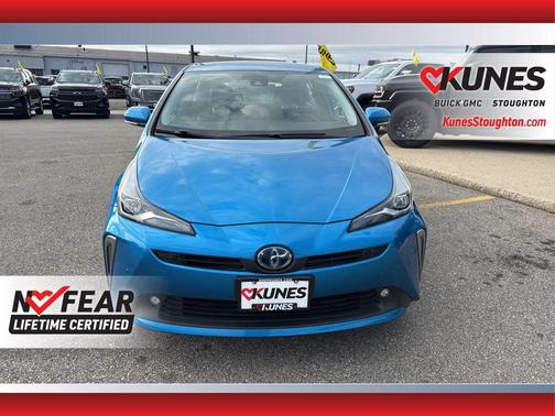 2020 Toyota Prius XLE