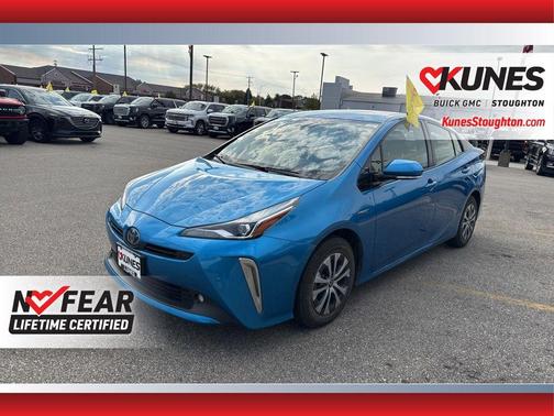 2020 Toyota Prius XLE