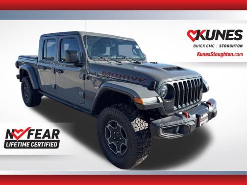 Sting-Gray Clearcoat 2022 Jeep Gladiator Mojave 4x4