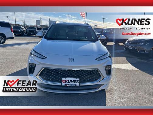 2024 Buick Encore GX Avenir