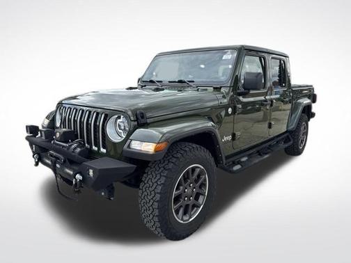 Sarge Green Clearcoat 2022 Jeep Gladiator Overland