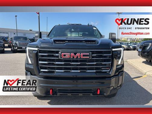 2024 GMC Sierra 2500 AT4