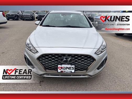 2019 Hyundai SONATA Limited