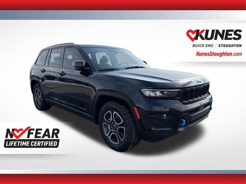 2023 Jeep Grand Cherokee 4xe Trailhawk