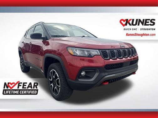 Red Hot Pearlcoat 2025 Jeep Compass Trailhawk